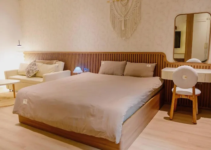 Cozy 2 With View Near Sun World - * Ha Long