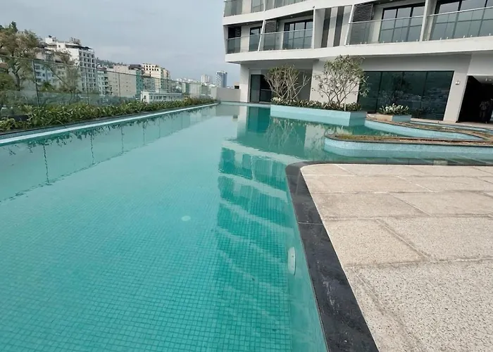 Cozy 2 With View Near Sun World - Bed & Breakfast Ha Long